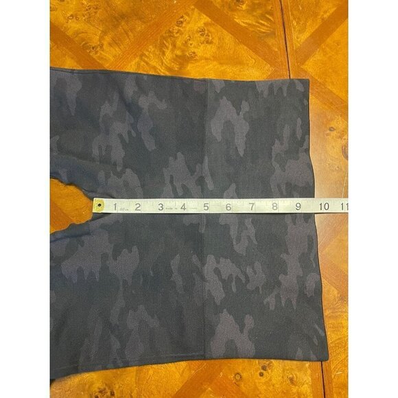 Spanx Look At Me Now Seamless Camo Leggings M Cropped Blue Gray Women's Hi Rise - Picture 5 of 7